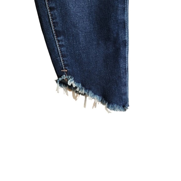 Articles Of Society Skinny Raw Slanted hem Mid-Rise Womens Jeans Size 4/26 - Picture 7 of 11